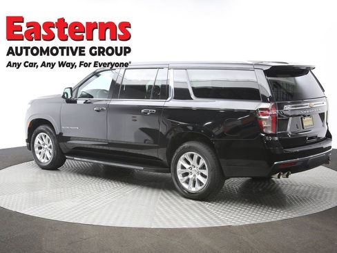 Used 2024 Chevrolet Suburban Premier RWD image 67