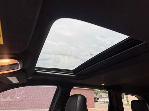Used 2020 Jeep Grand Cherokee Limited AWD/4WD image 31