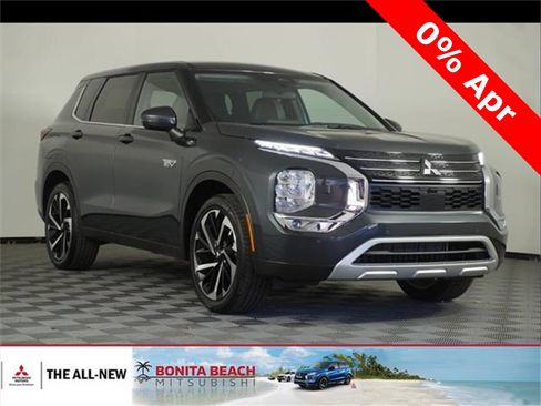 New 2025 Mitsubishi Outlander SE image 1