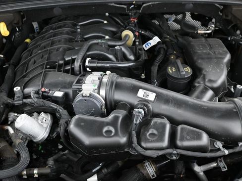 Used 2021 Jeep Grand Cherokee L Limited image 46