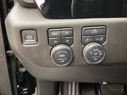 Used 2024 Chevrolet Silverado 1500 RST w/ All Star Edition Plus AWD/4WD image 34