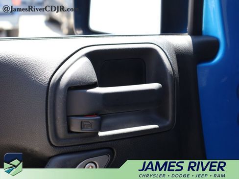 Used 2014 Jeep Wrangler Unlimited Sport AWD/4WD image 21