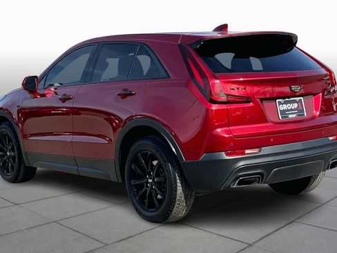 Used 2019 Cadillac XT4 Luxury w/ Cold Weather Package image 12