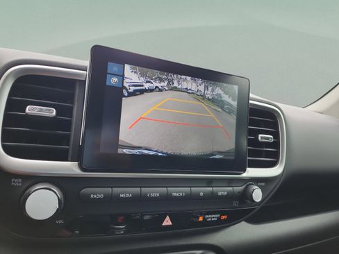 Used 2026 Hyundai Venue SEL FWD image 25