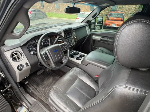 Used 2014 Ford F250 Lariat w/ Chrome Package AWD/4WD image 27