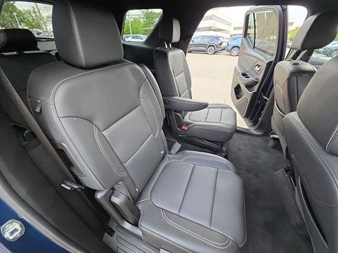 Used 2023 Chevrolet Traverse LT AWD/4WD image 25