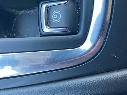 Used 2021 Chevrolet Equinox LT AWD/4WD image 28