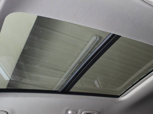 Used 2021 Volkswagen Atlas SEL image 22