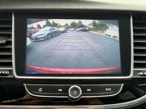 Used 2018 Buick Encore Essence AWD/4WD image 20