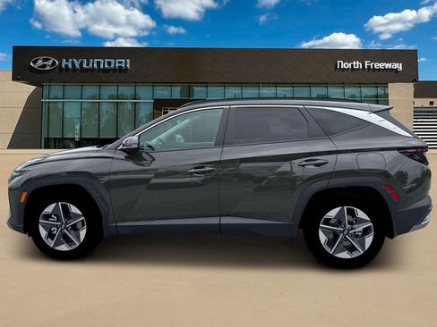 Used 2026 Hyundai Tucson SEL FWD image 3