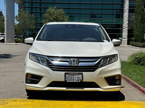 Used 2018 Honda Odyssey EX-L image 3