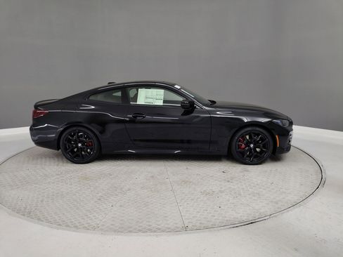 Used 2026 BMW 430i Coupe w/ M Sport Package image 5