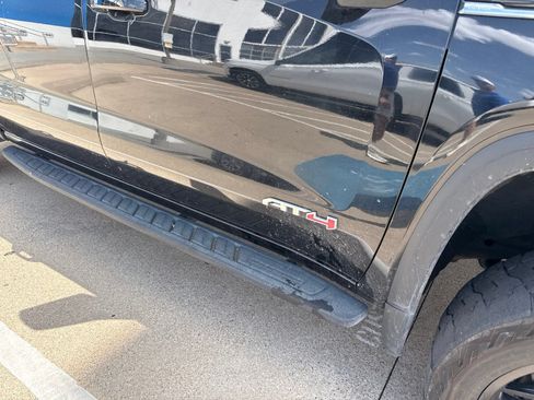 Used 2022 GMC Sierra 1500 AT4 w/ AT4 Premium Package AWD/4WD image 6