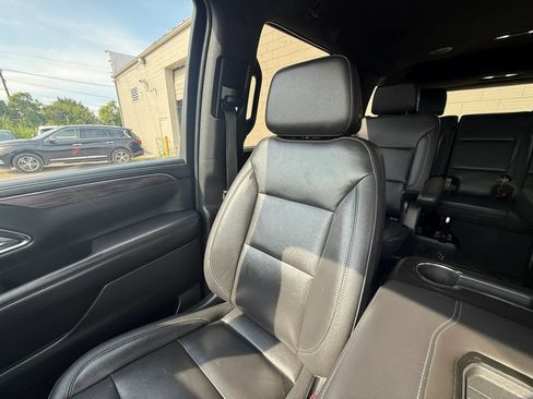 Used 2021 Chevrolet Tahoe Z71 AWD/4WD image 27
