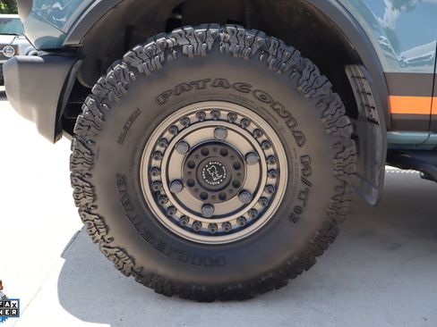 Used 2022 Ford Bronco 2-Door AWD/4WD image 10