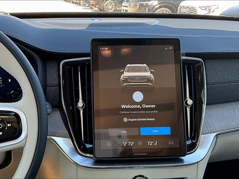 New 2026 Volvo XC90 B6 Ultra w/ Protection Package image 8