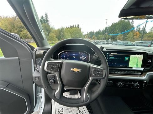 New 2026 Chevrolet Silverado 2500 LT image 10