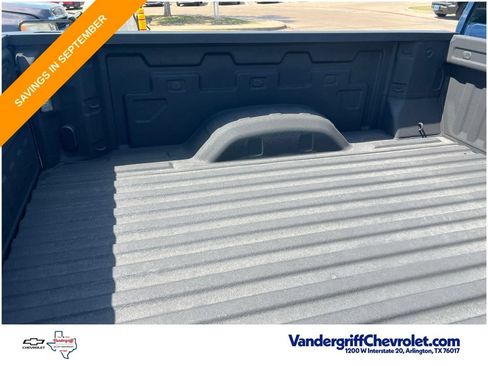 Used 2025 Chevrolet Silverado 2500 Custom w/ Custom Value Package AWD/4WD image 14
