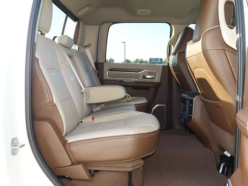 Used 2022 RAM 2500 Laramie image 32