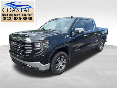Used 2025 GMC Sierra 1500 SLT AWD/4WD image 1