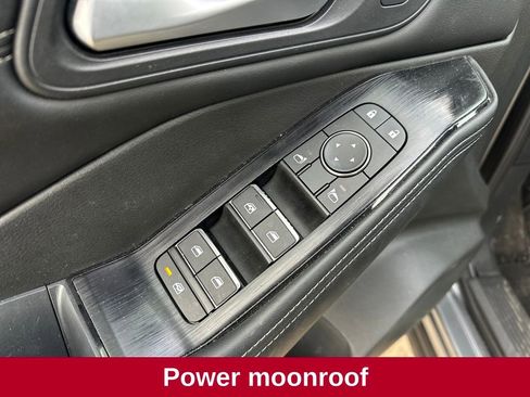 Used 2023 Nissan Rogue SL image 12