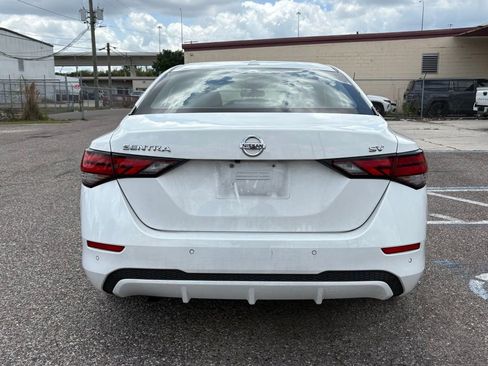 Used 2022 Nissan Sentra SV FWD image 4