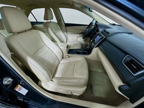 Certified 2017 Toyota Camry XLE FWD image 26