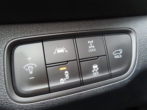Used 2019 Hyundai Santa Fe AWD w/ Cargo Package image 36