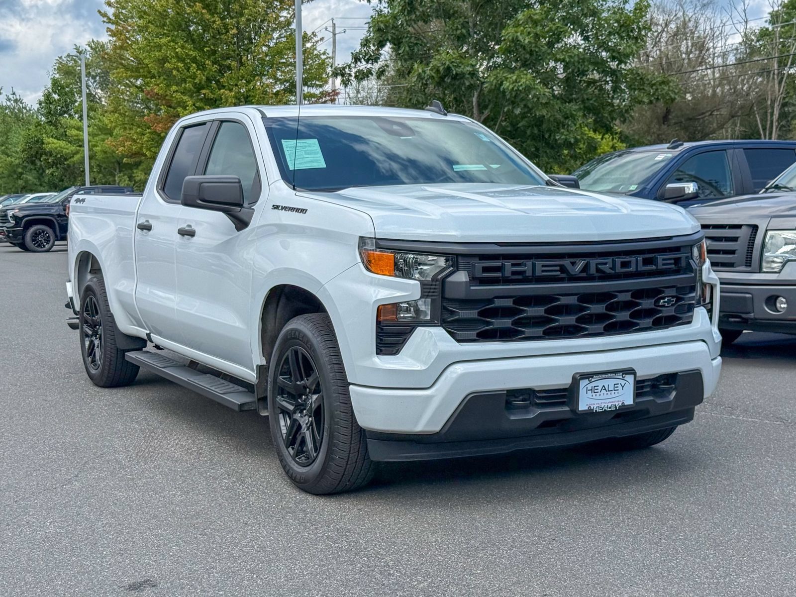 Certified 2024 Chevrolet Silverado 1500 Custom w/ Dark Appearance Package AWD/4WD image 1