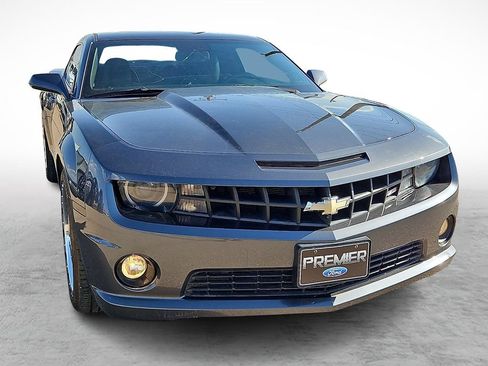 Used 2010 Chevrolet Camaro SS w/ RS Package RWD image 2