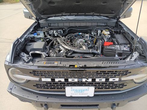 New 2024 Ford Bronco Wildtrak image 9