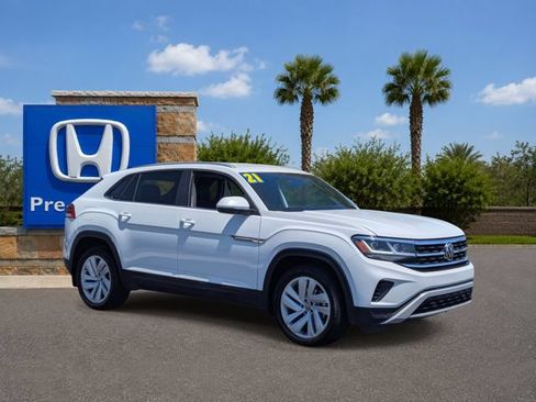 Used 2021 Volkswagen Atlas Cross Sport SE FWD image 7