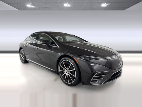 Certified 2022 Mercedes-Benz EQS 580 4MATIC Sedan image 7