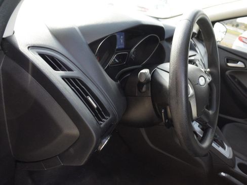 Used 2014 Ford Focus SE image 13