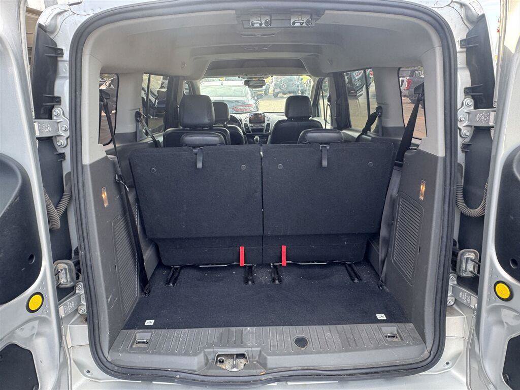 Used 2020 Ford Transit Connect XLT FWD image 5