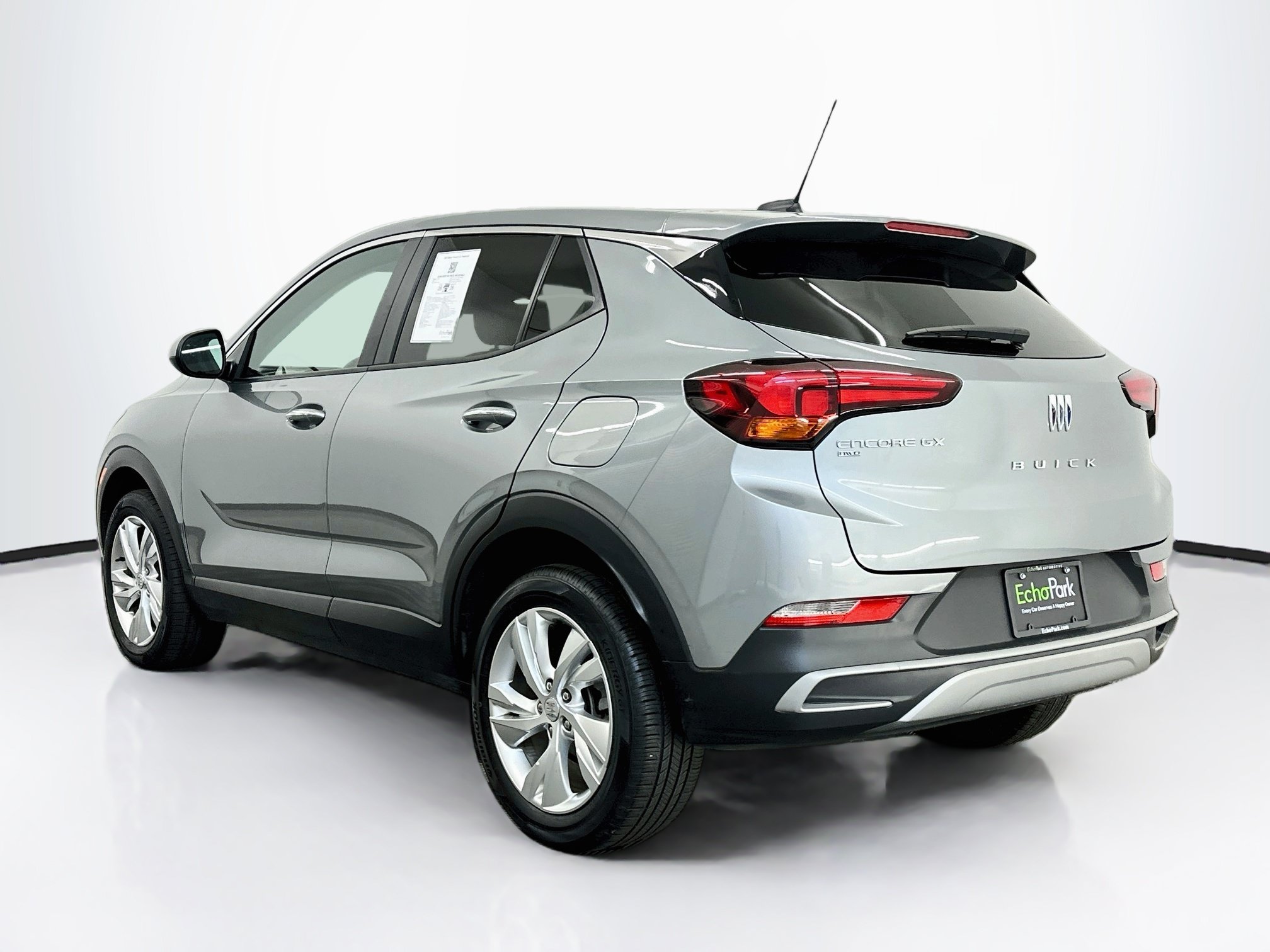 Used 2025 Buick Encore GX Preferred AWD/4WD image 5