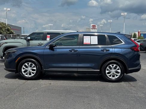 Used 2025 Honda CR-V LX image 8