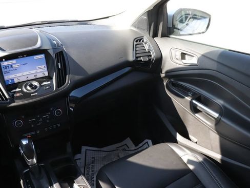 Certified 2019 Ford Escape Titanium AWD/4WD image 14