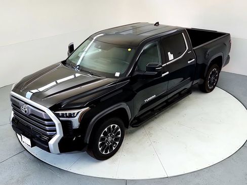 Used 2023 Toyota Tundra Limited AWD/4WD image 15