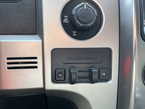 Used 2013 Ford F150 FX4 w/ Luxury Equipment Group AWD/4WD image 16