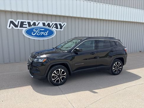 Used 2022 Jeep Compass Limited AWD/4WD image 1