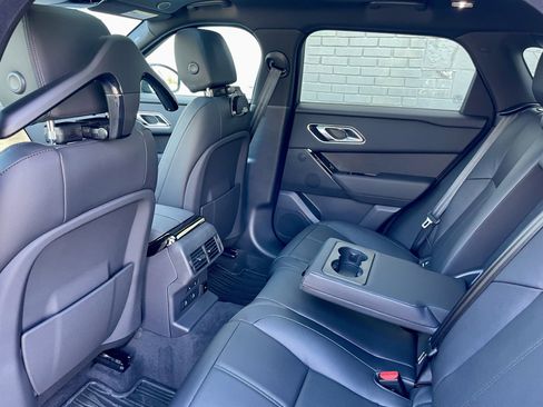 New 2026 Land Rover Range Rover Velar Dynamic SE AWD/4WD image 30