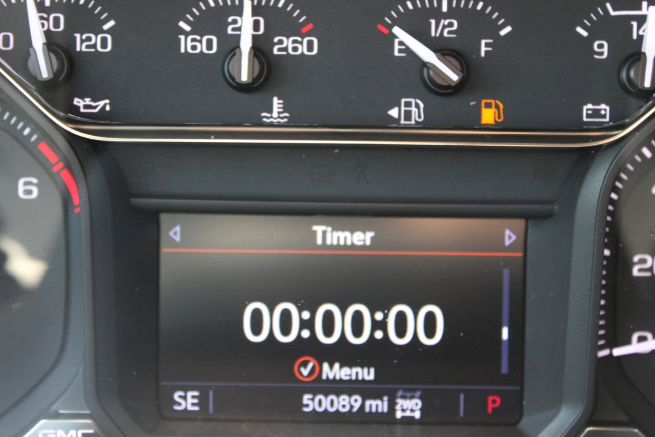 Used 2021 GMC Sierra 1500 SLT w/ SLT Convenience Package AWD/4WD image 31