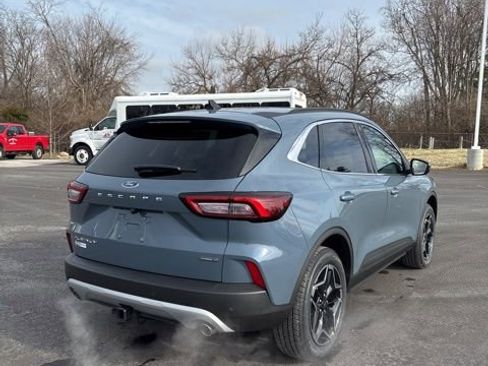 New 2026 Ford Escape Platinum w/ Class II Trailer Tow Package image 6