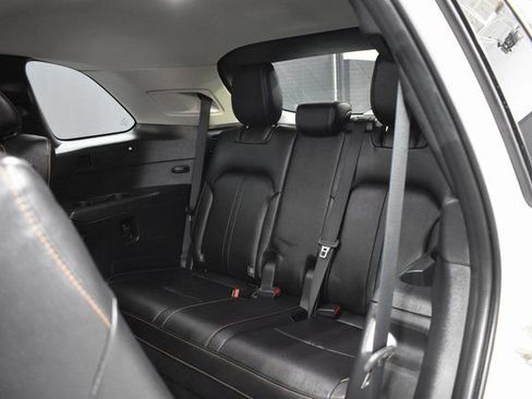 Used 2024 MAZDA CX-90 Plug-In Hybrid w/ Premium Pkg image 34