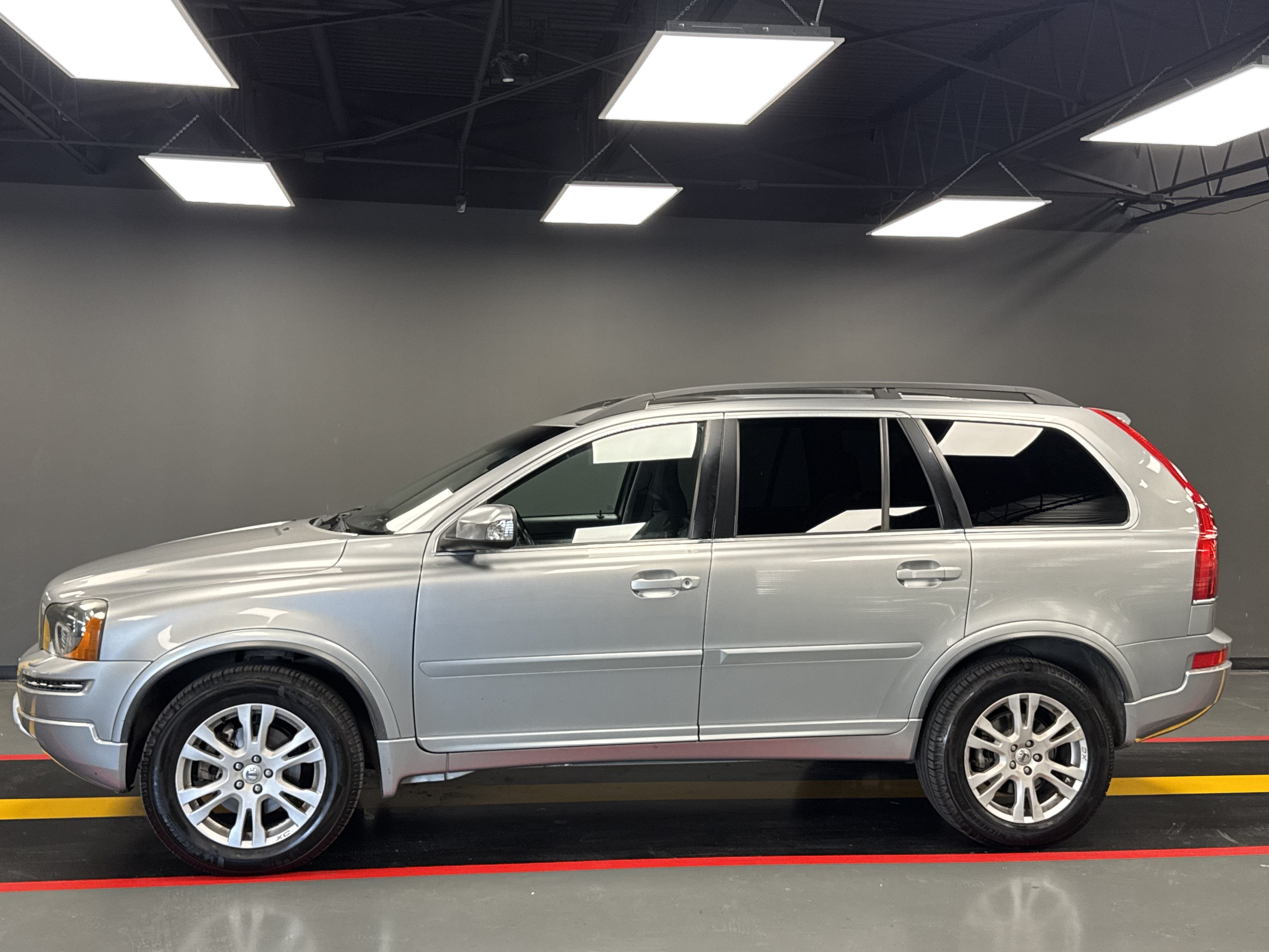 Used 2013 Volvo XC90 3.2 AWD/4WD image 3