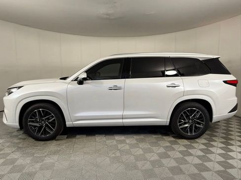 New 2026 Lexus TX 350 AWD image 3