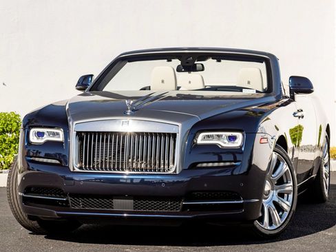 Certified 2016 Rolls-Royce Dawn RWD image 1