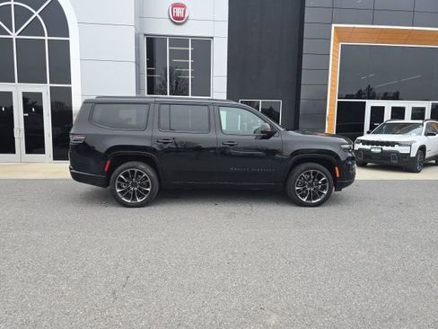 Certified 2025 Jeep Grand Wagoneer Series II Obsidian w/ Quick Order Packagew 28T image 7