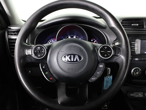 Used 2018 Kia Soul image 9